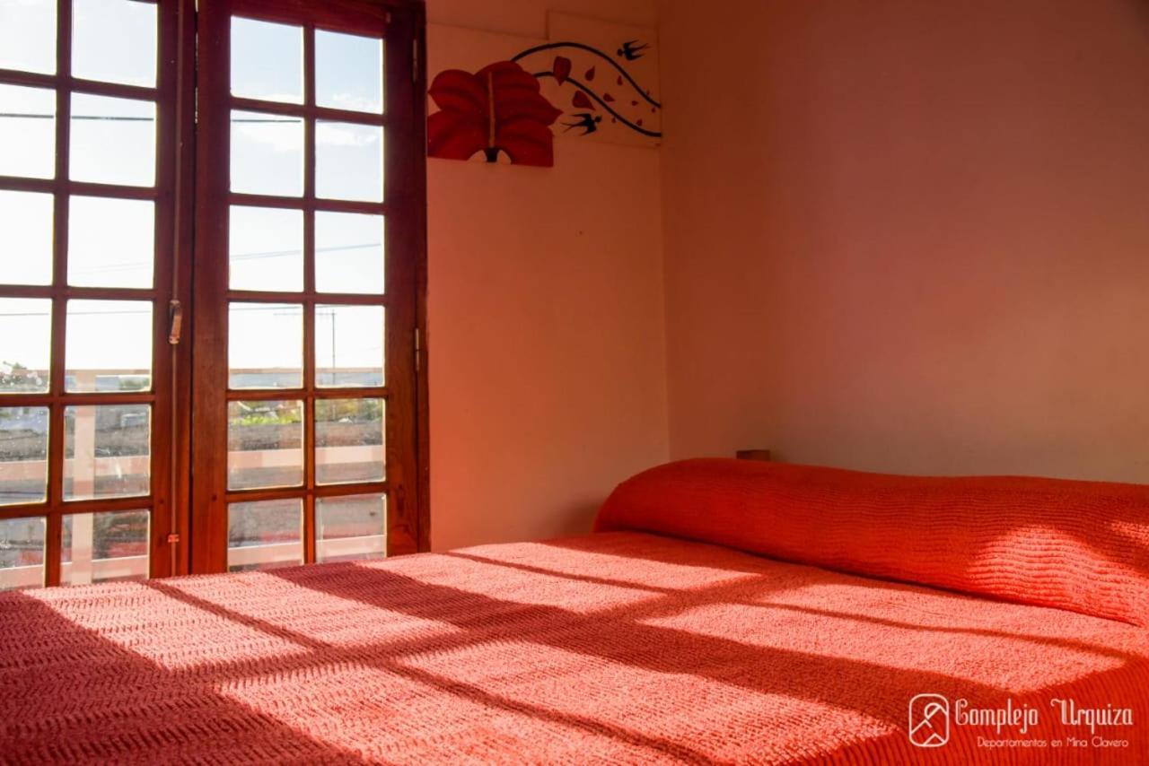Ferienwohnung Complejo Urquiza Departamentos Mina Clavero Exterior foto