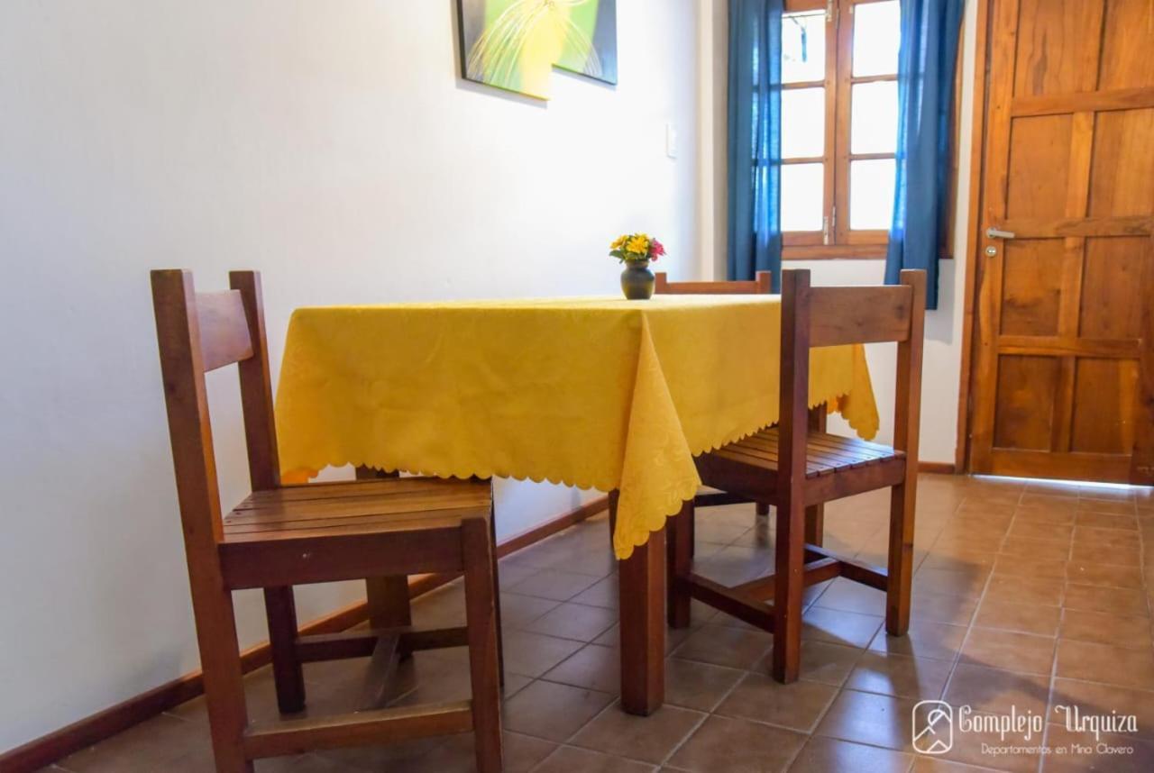 Ferienwohnung Complejo Urquiza Departamentos Mina Clavero Exterior foto