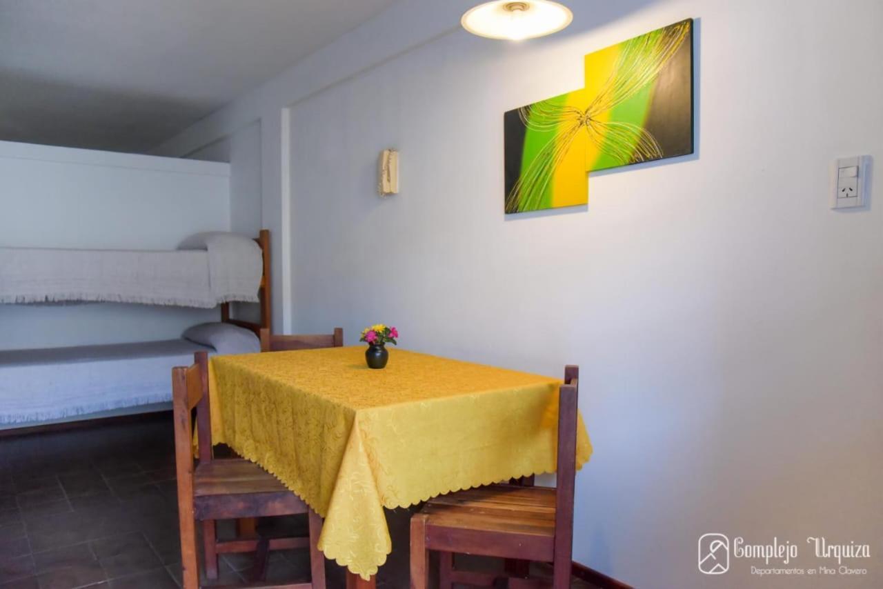 Ferienwohnung Complejo Urquiza Departamentos Mina Clavero Exterior foto
